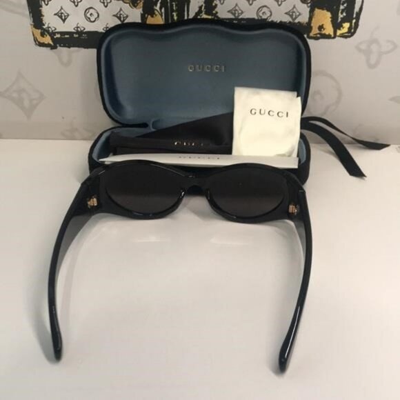 New Authentic Gucci GG1401S 001 Black Cat-Eye Sunglasses Grey Lenses - Picture 10 of 12